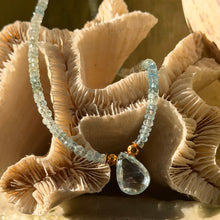 Load image into Gallery viewer, Aquamarine Beaded Necklace with Gold
