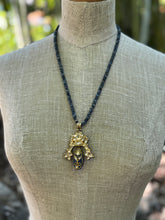 Load image into Gallery viewer, Reversible Elegance Necklace