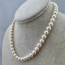 Load image into Gallery viewer, Akoya Pearl Strand Necklace