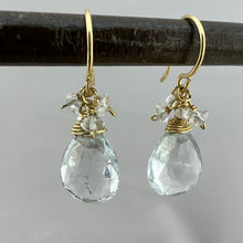 Load image into Gallery viewer, Aquamarine Cluster Earrings with Gold
