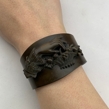 Load image into Gallery viewer, Vintage Vulcanite Cuff
