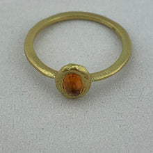 Load image into Gallery viewer, 18k Orange Sapphire Ring
