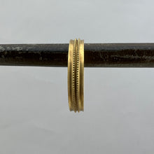 Load image into Gallery viewer, 18k Gold Ring
