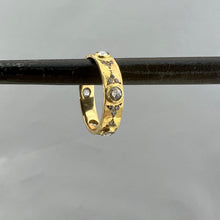 Load image into Gallery viewer, Gold Ring with Multiple Diamonds
