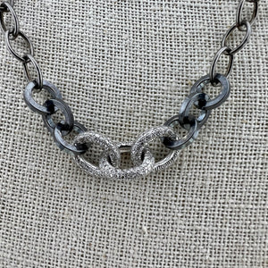 Diamond Chain with Links