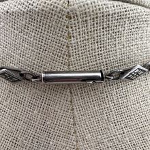 Load image into Gallery viewer, Siam Necklace
