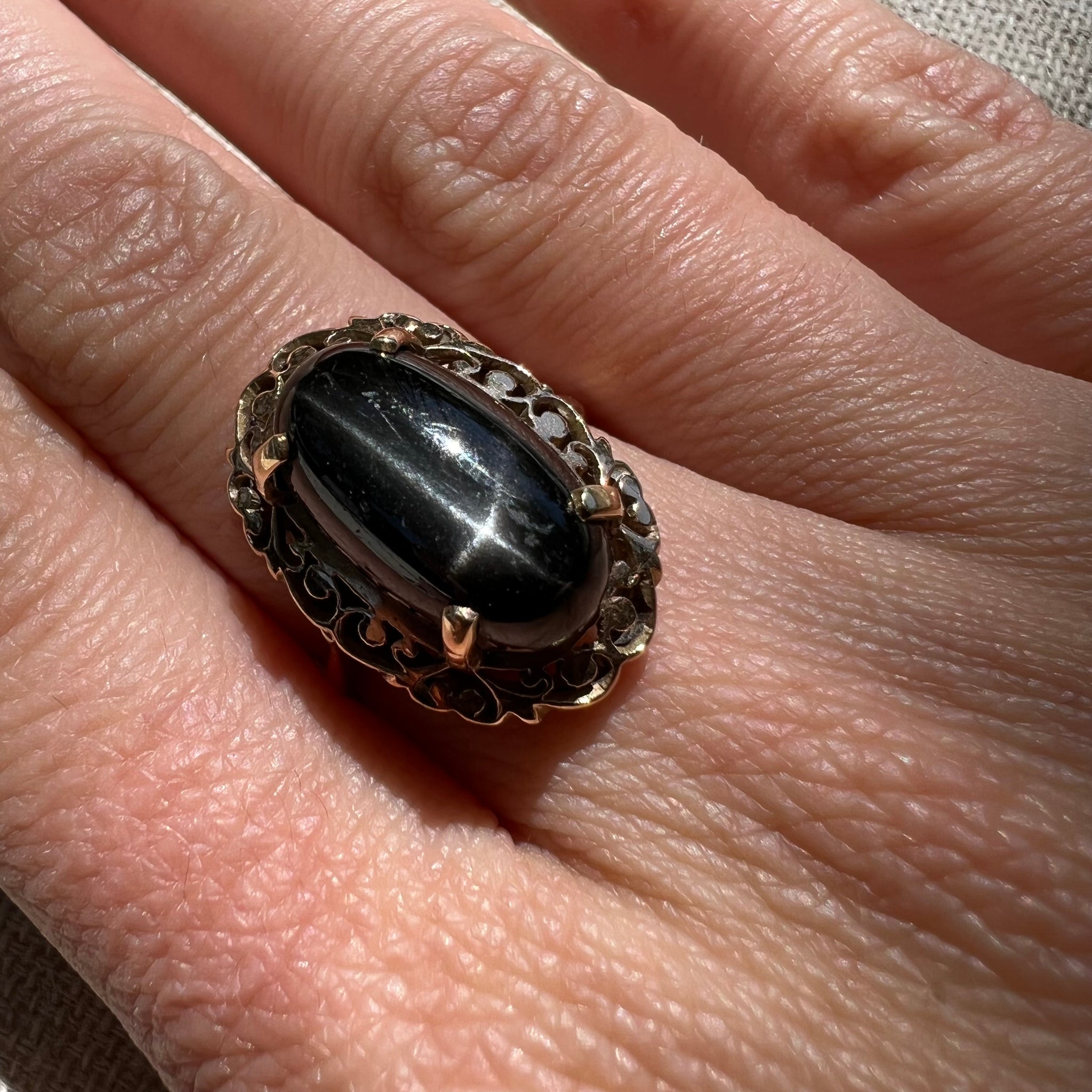 Oval Black Star Stone Ring with Diamond Accent in 10k Yellow Gold Nugg –  The Castle Jewelry