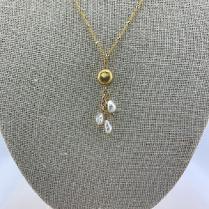 3 Charm Pearl Necklace